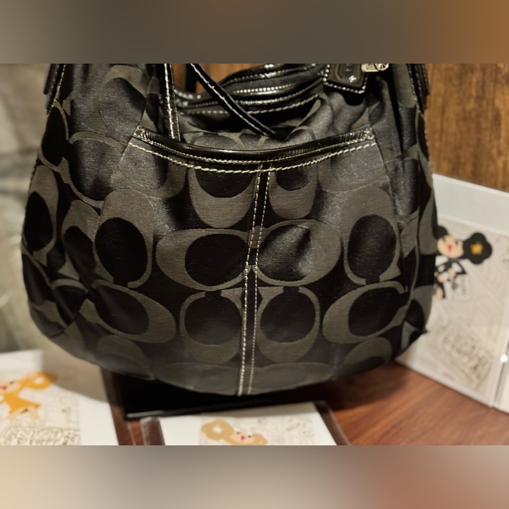 Coach Zoe Large Hobo (Signature Black) EUC - Picture 6 of 14